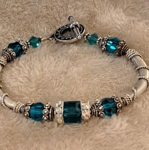 Elegant Silver and Teal Beaded Bracelet